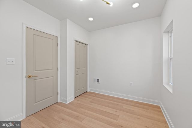128 N MOUNT ST, Baltimore, MD 21223