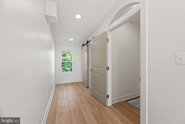 128 N MOUNT ST, Baltimore, MD 21223