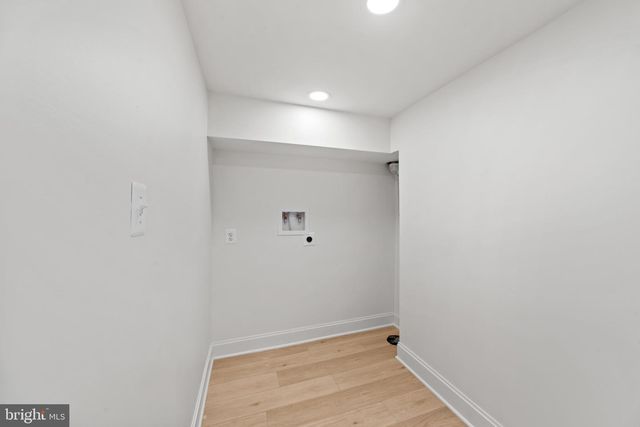 128 N MOUNT ST, Baltimore, MD 21223