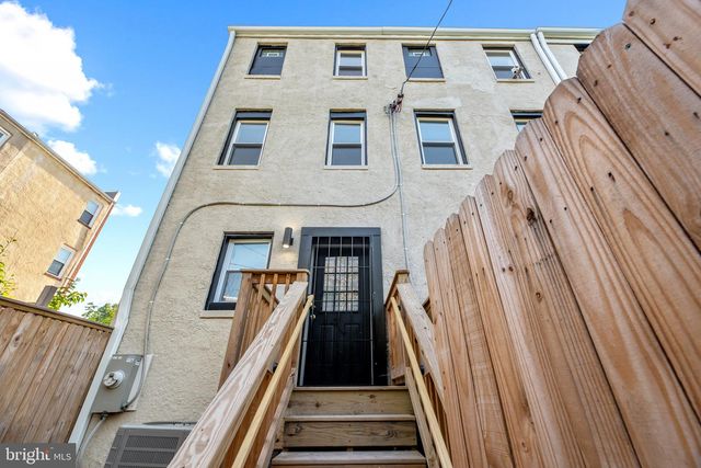 128 N MOUNT ST, Baltimore, MD 21223