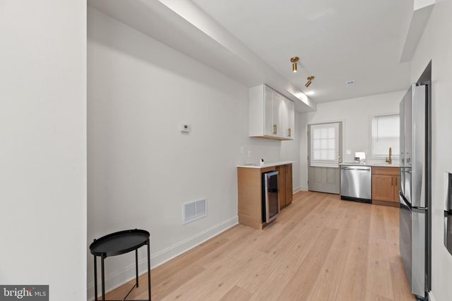 128 N MOUNT ST, Baltimore, MD 21223