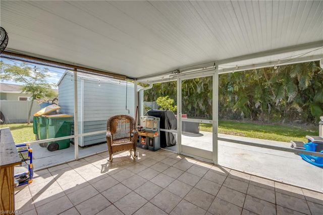2912 Poinciana DR, Naples, FL 34105