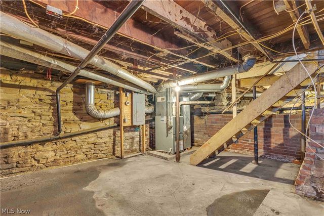 104 High Street, Lodi, OH 44254