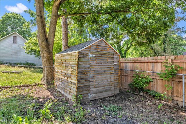 104 High Street, Lodi, OH 44254
