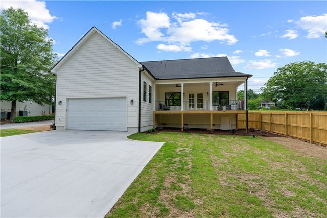 710 N Main Street, Greer, SC 29651