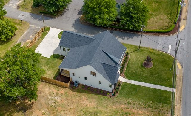 710 N Main Street, Greer, SC 29651