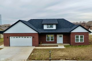 1958 Austin James Lane, Seymour, IN 47274