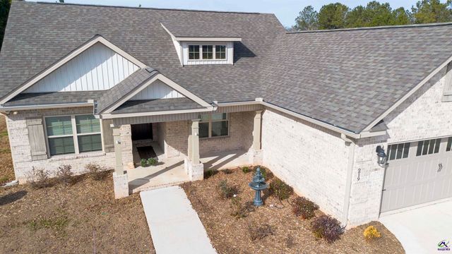 219 Otters Ridge Drive, Kathleen, GA 31047