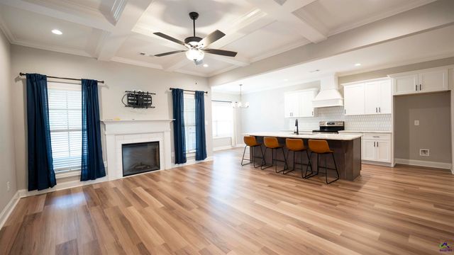 219 Otters Ridge Drive, Kathleen, GA 31047