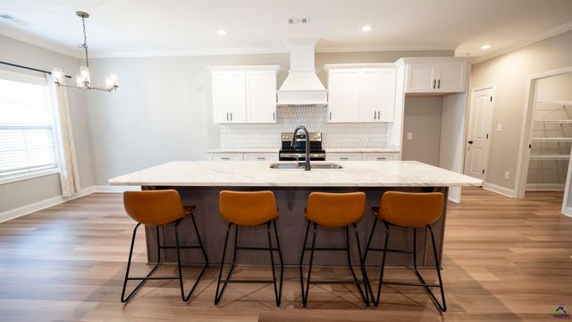 219 Otters Ridge Drive, Kathleen, GA 31047