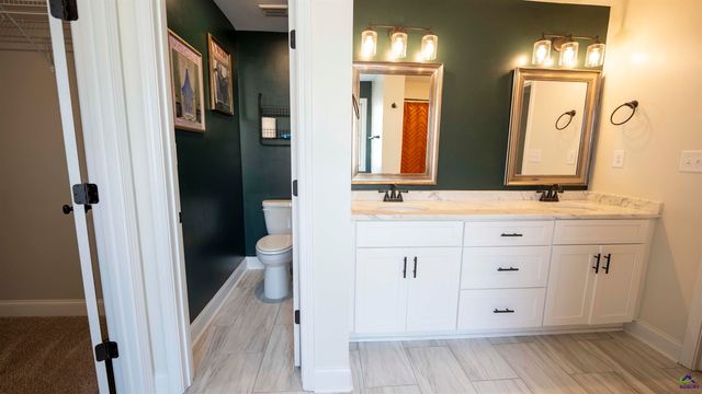 219 Otters Ridge Drive, Kathleen, GA 31047