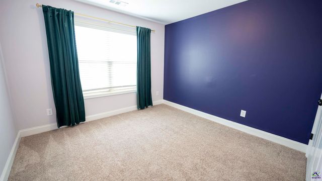 219 Otters Ridge Drive, Kathleen, GA 31047