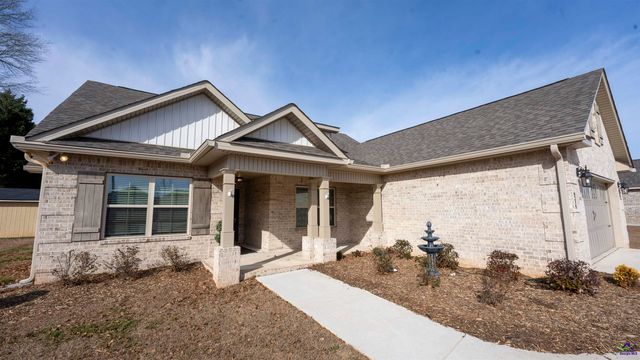 219 Otters Ridge Drive, Kathleen, GA 31047
