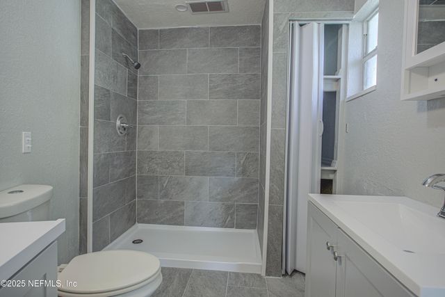 5603 BREE Road, Jacksonville, FL 32209