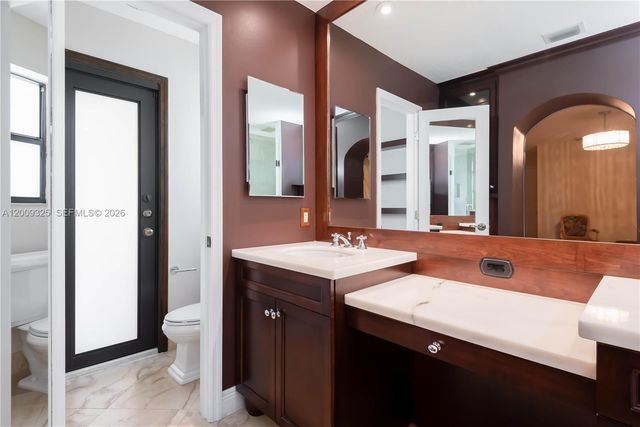 13300 SW 21st St, Miami, FL 33175