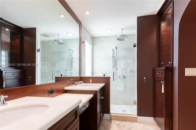 13300 SW 21st St, Miami, FL 33175