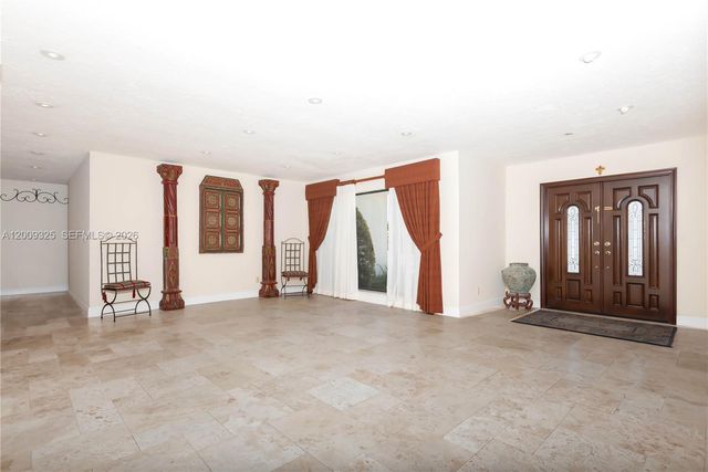 13300 SW 21st St, Miami, FL 33175