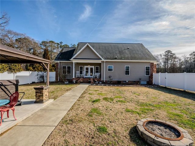21 Brownstone Drive, Lumberton, NC 28360
