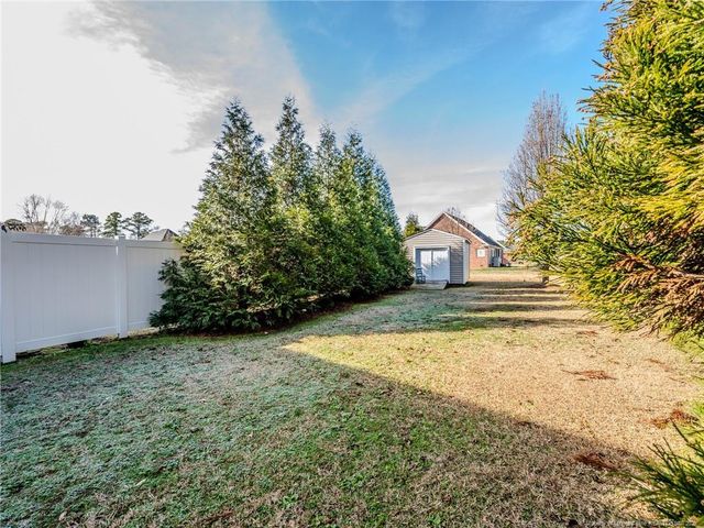 21 Brownstone Drive, Lumberton, NC 28360