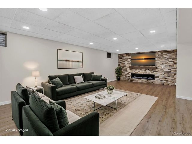 1843 S Pierson Ct, Lakewood, CO 80232