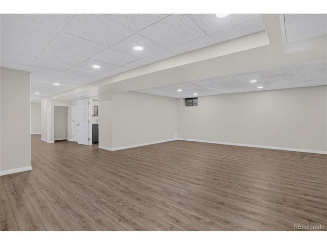 1843 S Pierson Ct, Lakewood, CO 80232