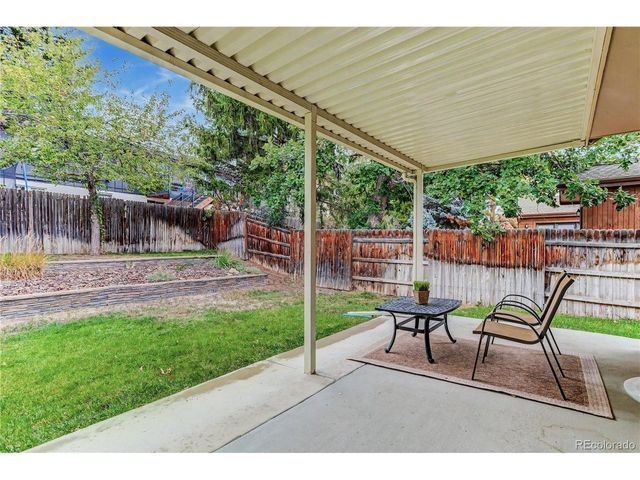 1843 S Pierson Ct, Lakewood, CO 80232