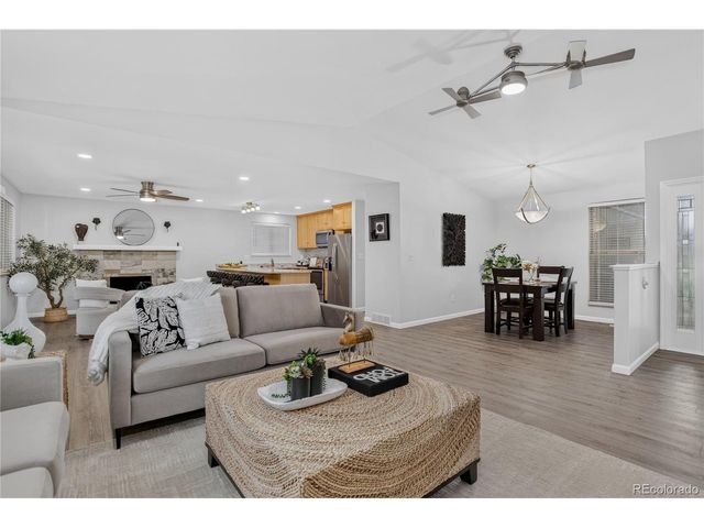 1843 S Pierson Ct, Lakewood, CO 80232