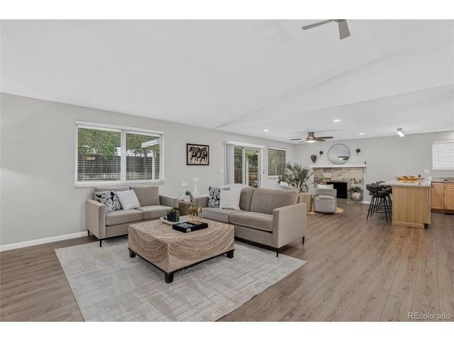 1843 S Pierson Ct, Lakewood, CO 80232
