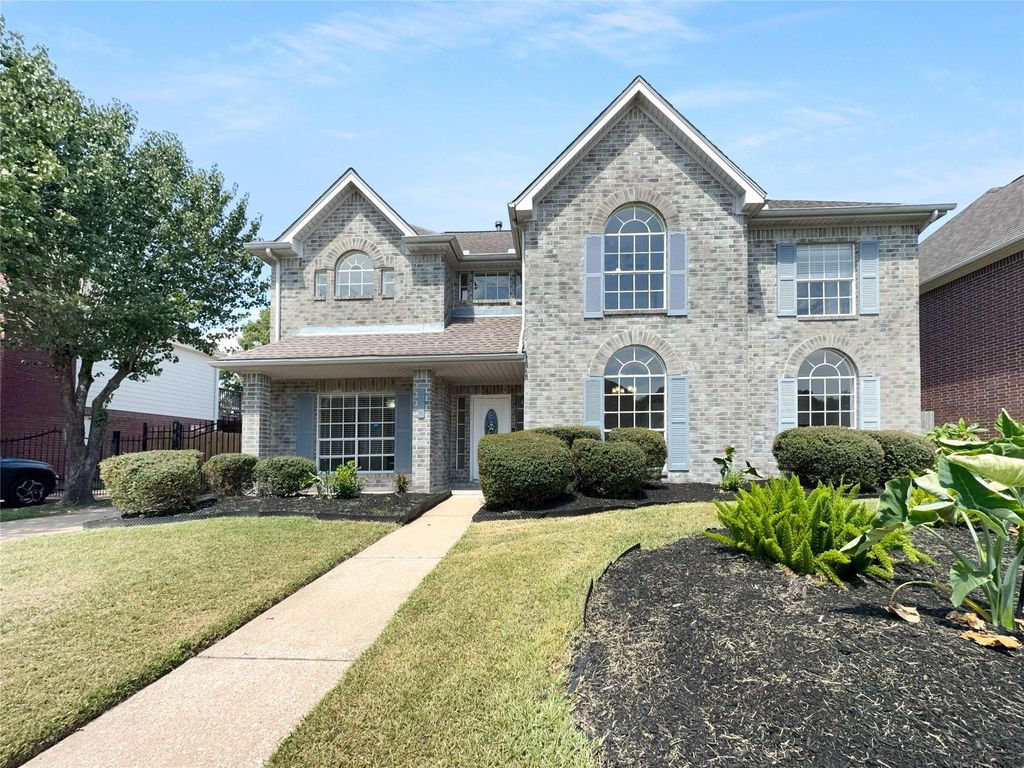 6719 Trimstone Drive, Pasadena, TX 77505