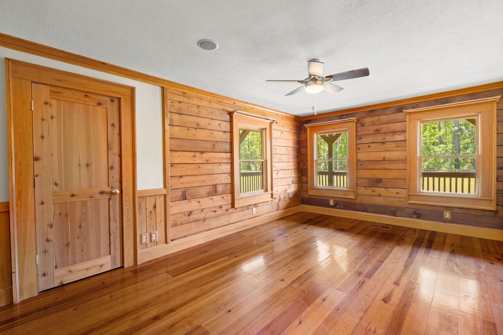 Image 22 of property listing at 3936 Lodge Highway, Smoaks, SC 29481