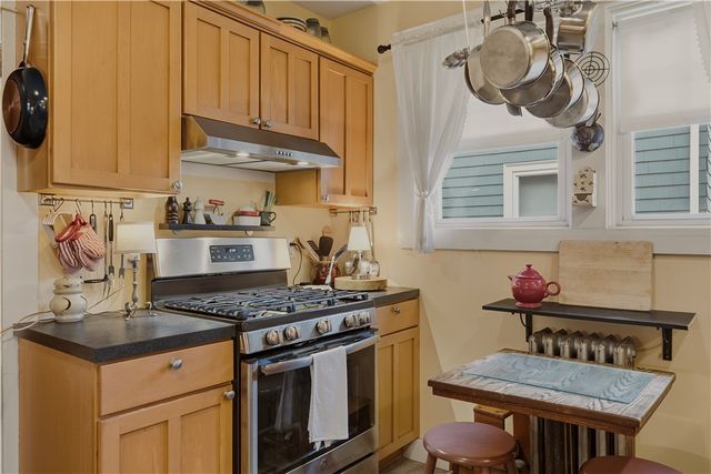 120 Bay View Avenue, Cranston, RI 02905