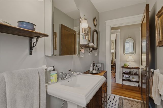 120 Bay View Avenue, Cranston, RI 02905