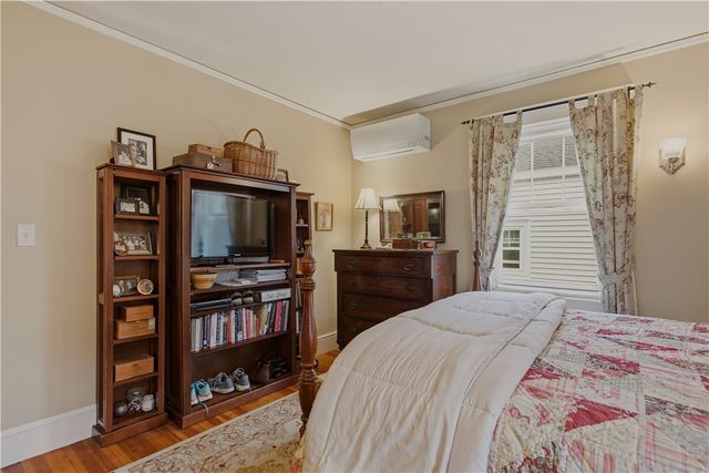 120 Bay View Avenue, Cranston, RI 02905