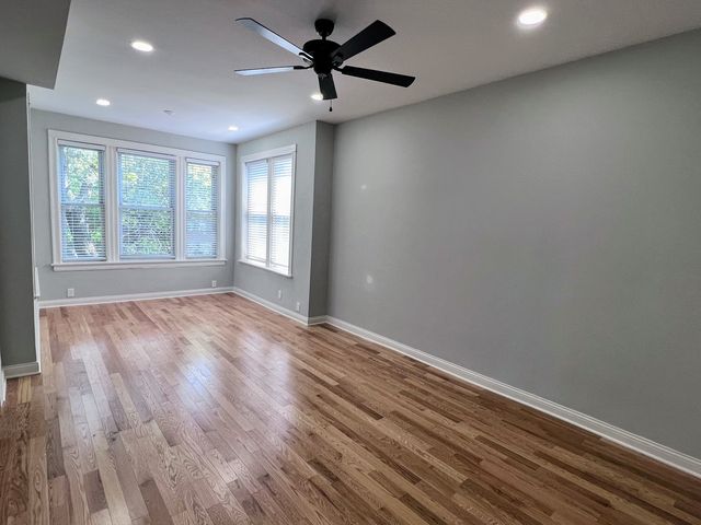 4244 N Spaulding Avenue 3, Chicago, IL 60618