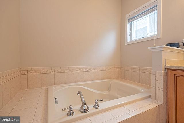 11436 MAID AT ARMS LN, Berlin, MD 21811