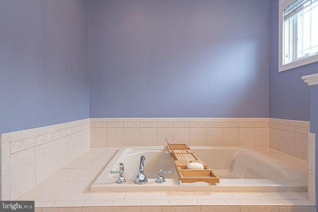 11436 MAID AT ARMS LN, Berlin, MD 21811