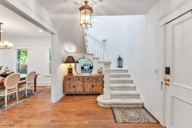 1135 Fairview Drive, La Canada Flintridge, CA 91011