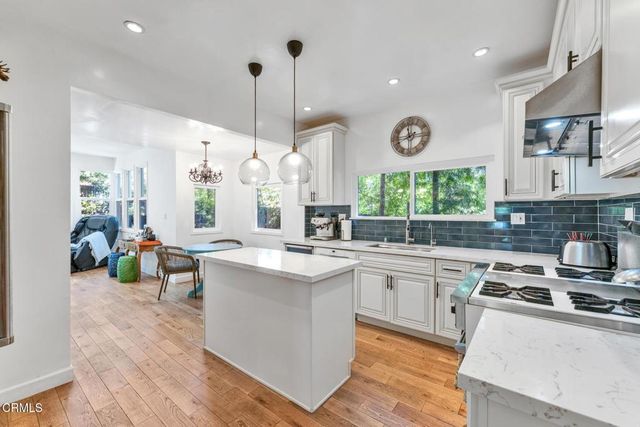 1135 Fairview Drive, La Canada Flintridge, CA 91011
