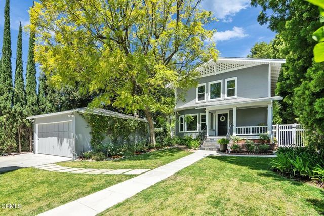 1135 Fairview Drive, La Canada Flintridge, CA 91011