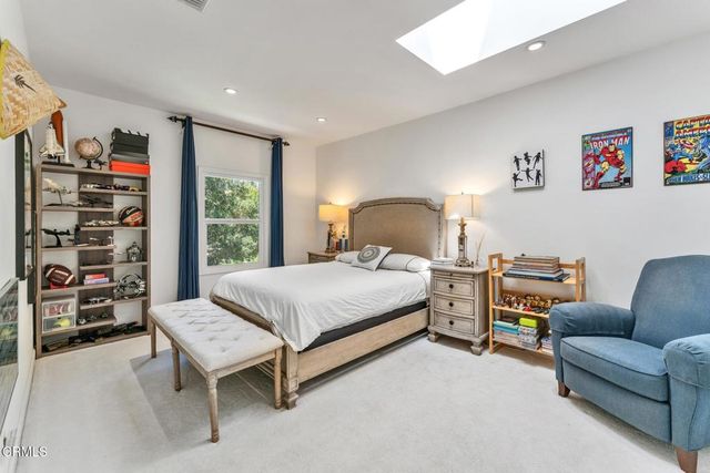 1135 Fairview Drive, La Canada Flintridge, CA 91011