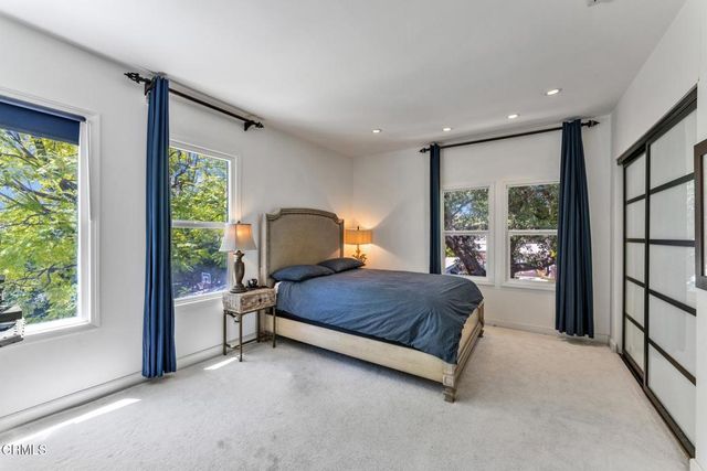 1135 Fairview Drive, La Canada Flintridge, CA 91011