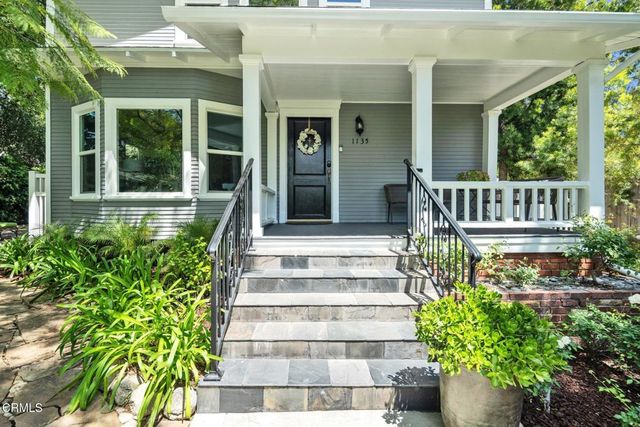 1135 Fairview Drive, La Canada Flintridge, CA 91011