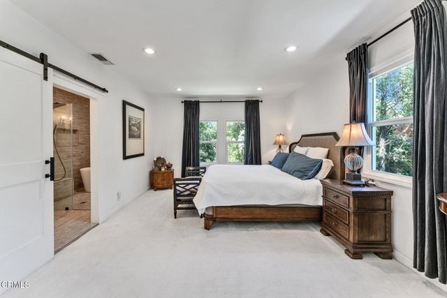 1135 Fairview Drive, La Canada Flintridge, CA 91011