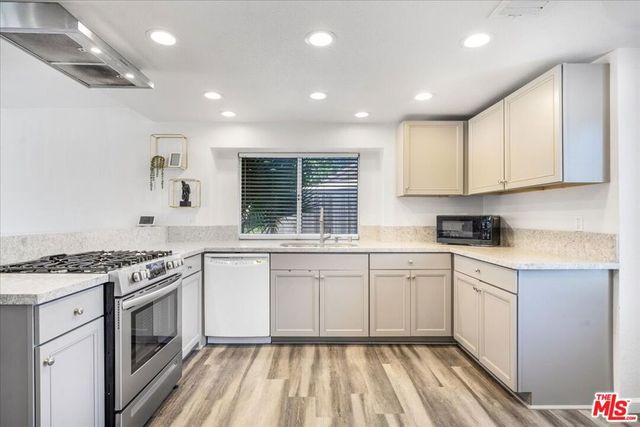 378 Oleander Drive, San Jacinto, CA 92582