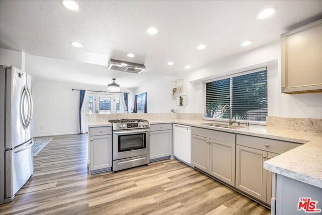 378 Oleander Drive, San Jacinto, CA 92582