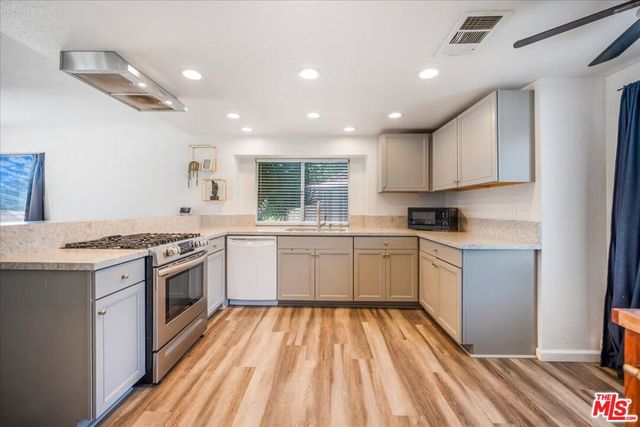 378 Oleander Drive, San Jacinto, CA 92582