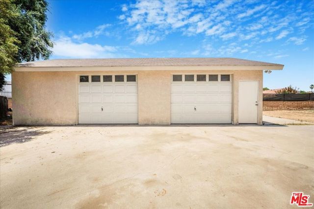 378 Oleander Drive, San Jacinto, CA 92582