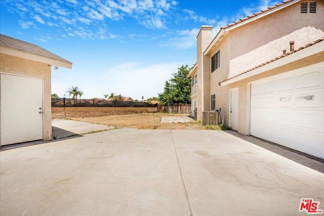 378 Oleander Drive, San Jacinto, CA 92582