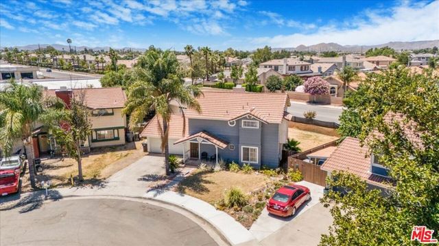 378 Oleander Drive, San Jacinto, CA 92582
