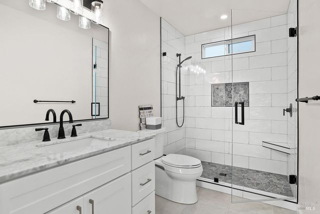 7685 Beverly Dr, Rohnert Park, CA 94928